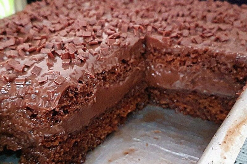 Receita de Bolo de Brigadeiro Gelado