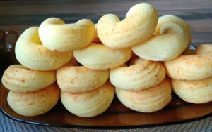 biscoito de polvilho assado com queijo