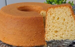 bolo de iogurte natural com laranja